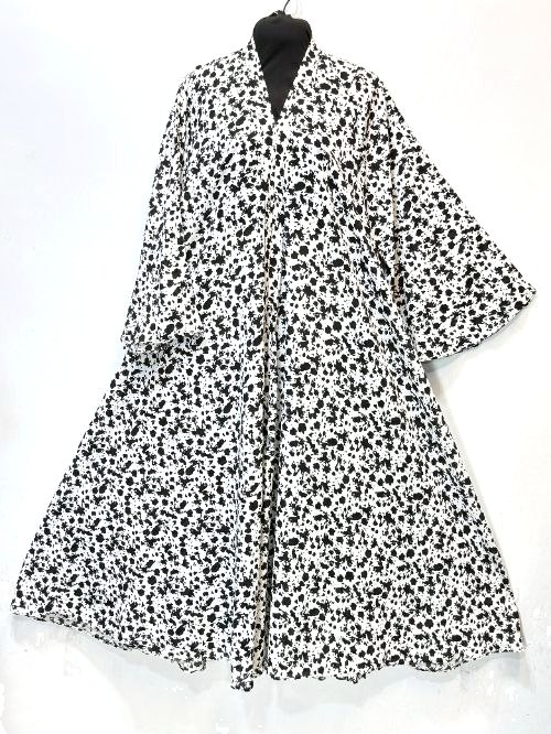 Silver Grey Printed Cheel Abaya (PC93)