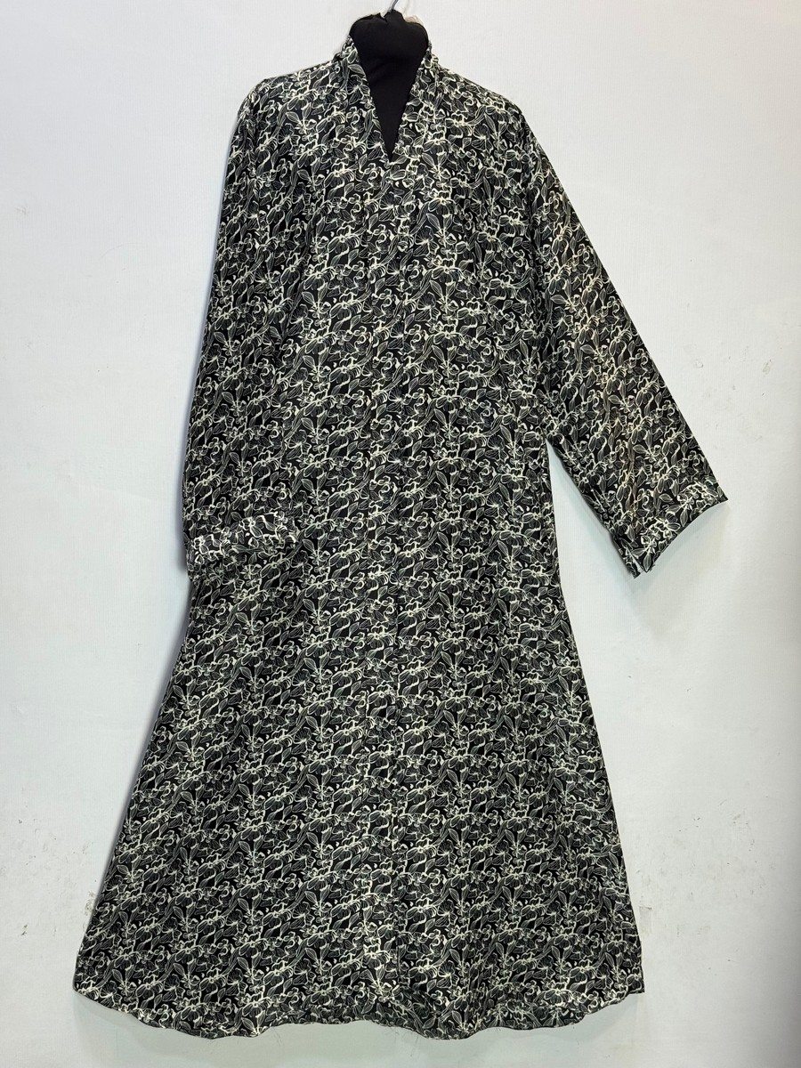 Graphite Printed Tiktok Abaya